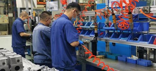 長春一東 以自主創(chuàng)新驅(qū)動發(fā)展，數(shù)碼產(chǎn)品研發(fā)與銷售開辟新增長極